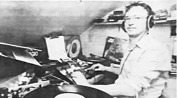 Dave Reddy works on the Radio Sandymount tx 